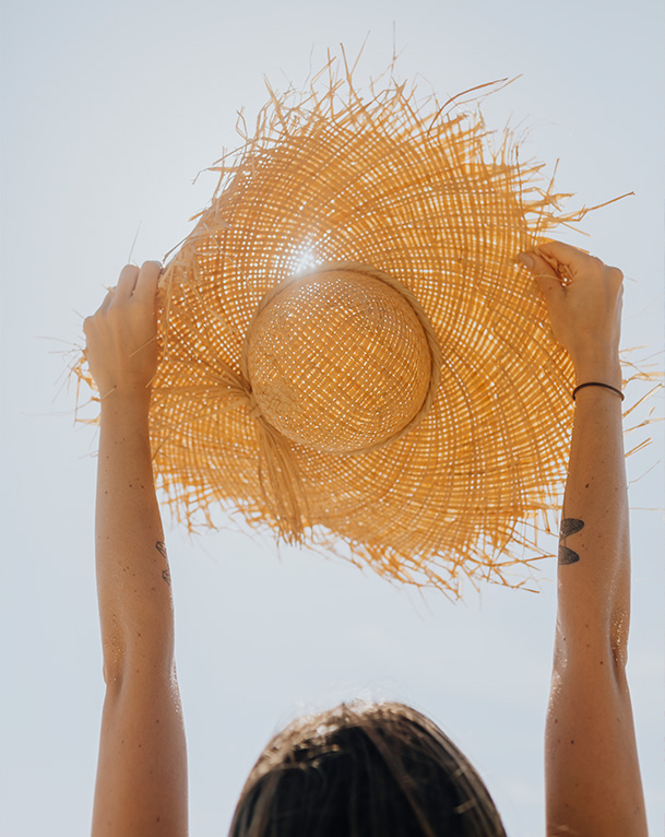 Taizhou Goldenway Craft & Hats Co., Ltd.