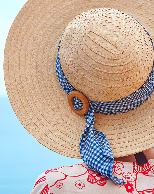 Taizhou Goldenway Craft & Hats Co., Ltd.