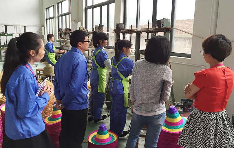 Taizhou Goldenway Craft & Hats Co., Ltd.